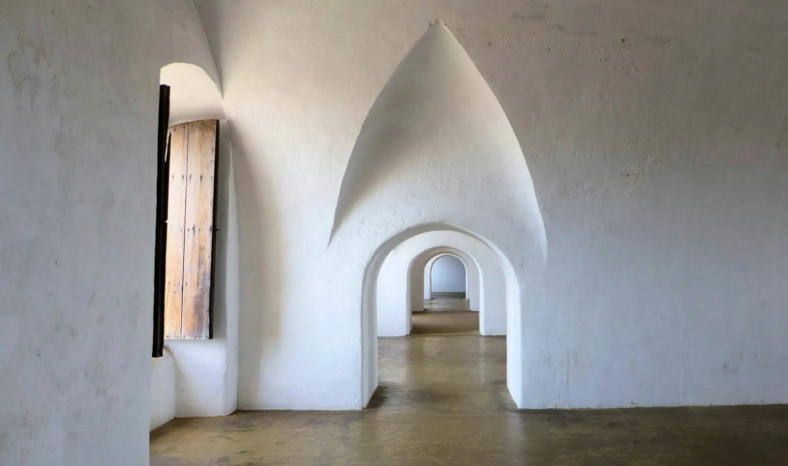 Maison Lyanné studio interior