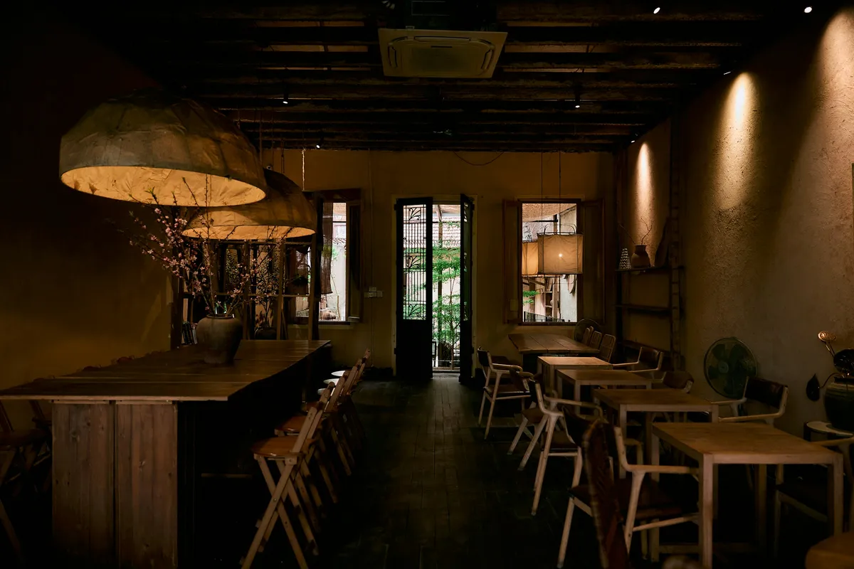 Café Noor — hospitality interior